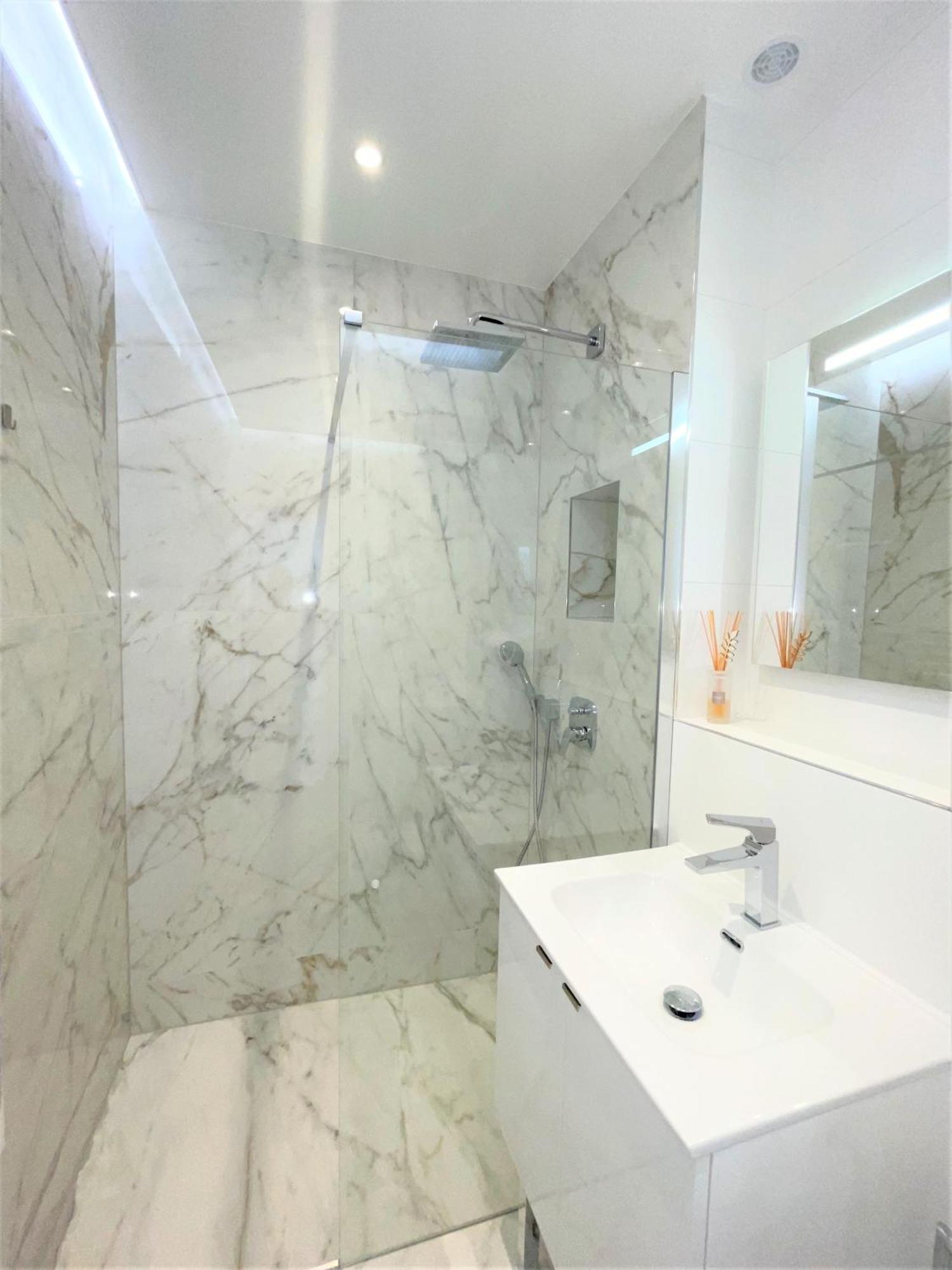 Alba Apartment Antibes Street, By Welcome To Cannes Eksteriør bilde